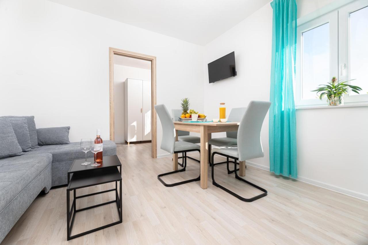 Apartments Aisa* Countryside Holiday Just 500M From The Beach! 크르크 외부 사진