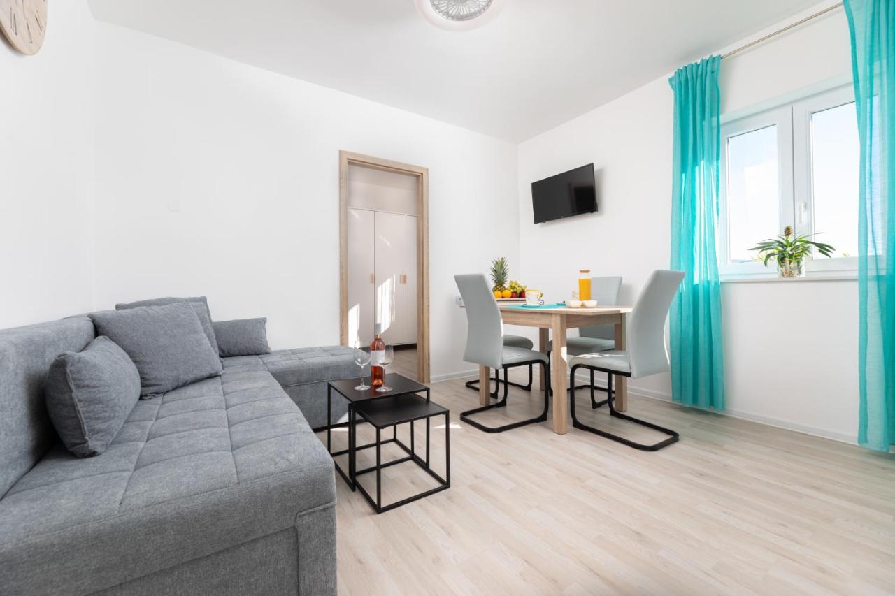 Apartments Aisa* Countryside Holiday Just 500M From The Beach! 크르크 외부 사진