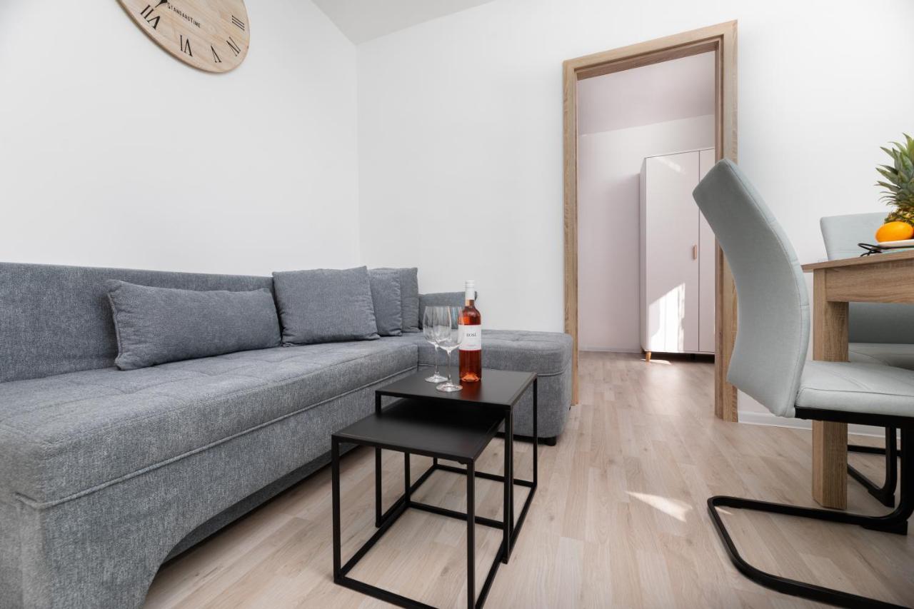 Apartments Aisa* Countryside Holiday Just 500M From The Beach! 크르크 외부 사진